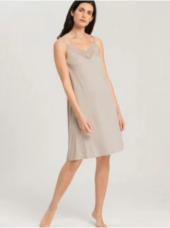Große Größen Hanro Nachthemd Spaghettidress Lovis 90cm In Pumice Günstig Kaufen -hanro shop hanro nachthemd spaghettidress lovis 90cm in pumice 4