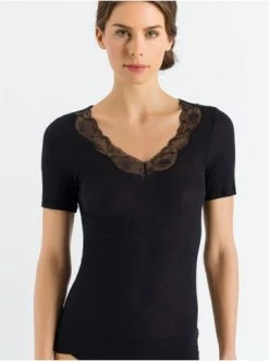 Große Größen Hanro T-Shirt Lace Delight In Schwarz Günstig Kaufen -hanro shop hanro t shirt lace delight in schwarz 2