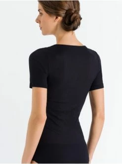 Große Größen Hanro T-Shirt Lace Delight In Schwarz Günstig Kaufen -hanro shop hanro t shirt lace delight in schwarz 3